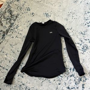 Black Underarmour Thermal Layer